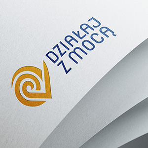 Projekt logo i branding dla marki Działaj z Mocą – realizacja Pracownia Projektowa Zygzak